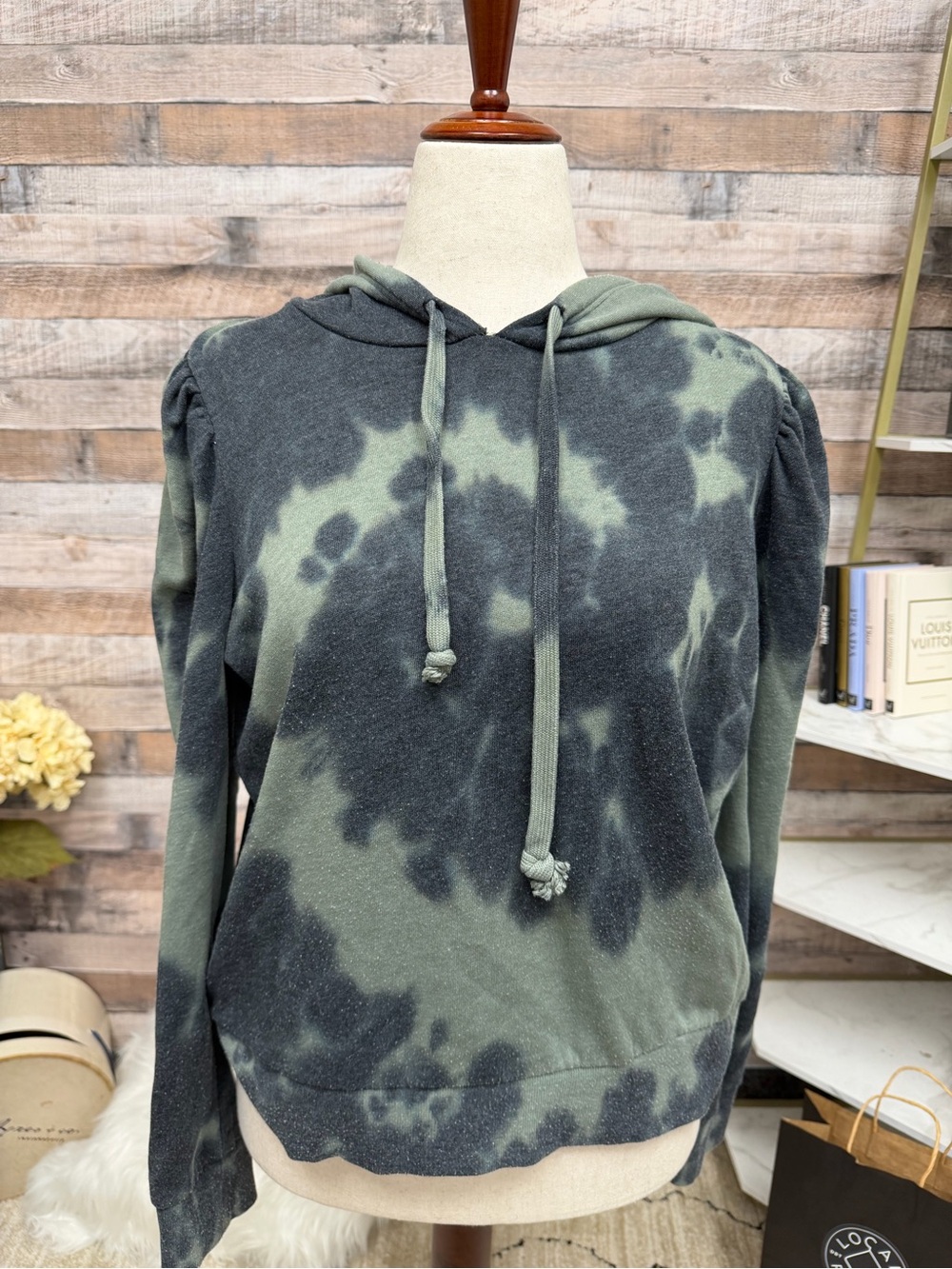 Generation Love tie dye hoodie large